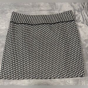 NWT Ann Taylor LOFT Black and White Patterned Skirt